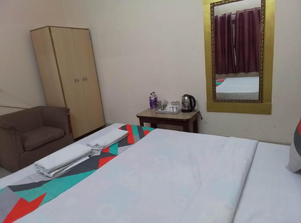Hotel Singhasan House ชัยปุระ ภายนอก รูปภาพ