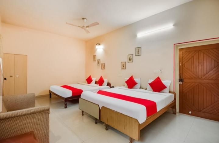 Hotel Singhasan House ชัยปุระ ภายนอก รูปภาพ