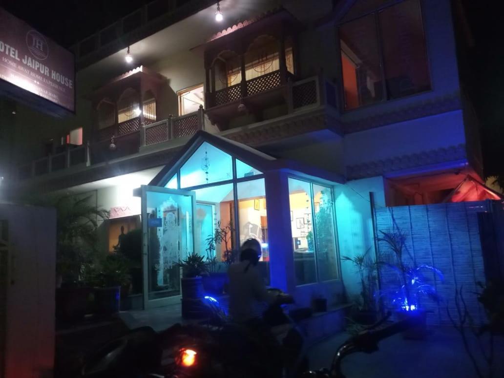 Hotel Singhasan House ชัยปุระ ภายนอก รูปภาพ