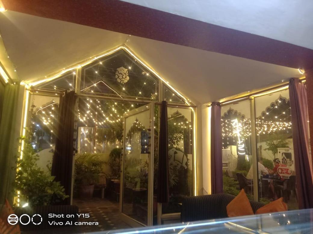 Hotel Singhasan House ชัยปุระ ภายนอก รูปภาพ